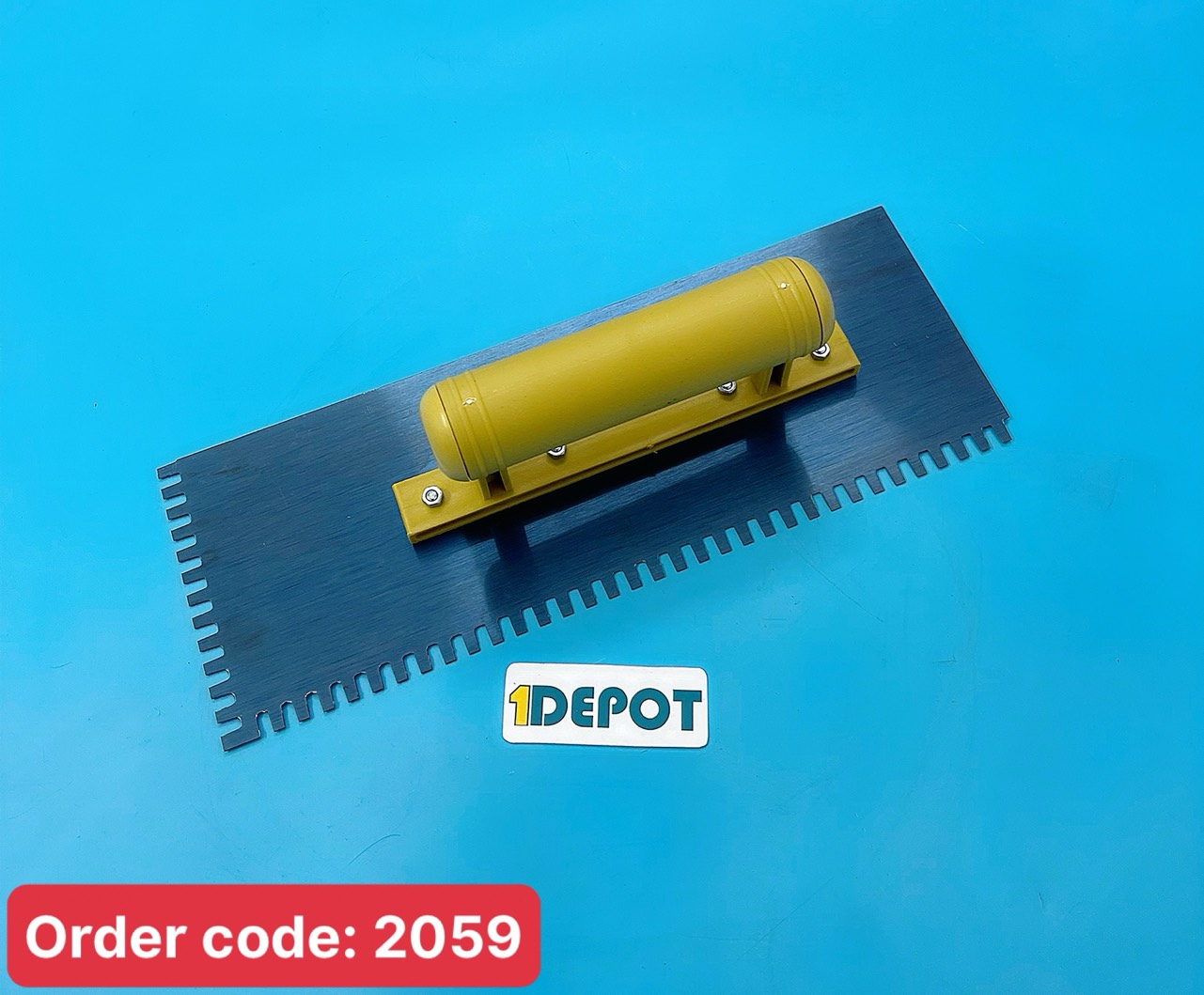 Bay trét thép 11x30cm, cán nhựa, loại răng cưa