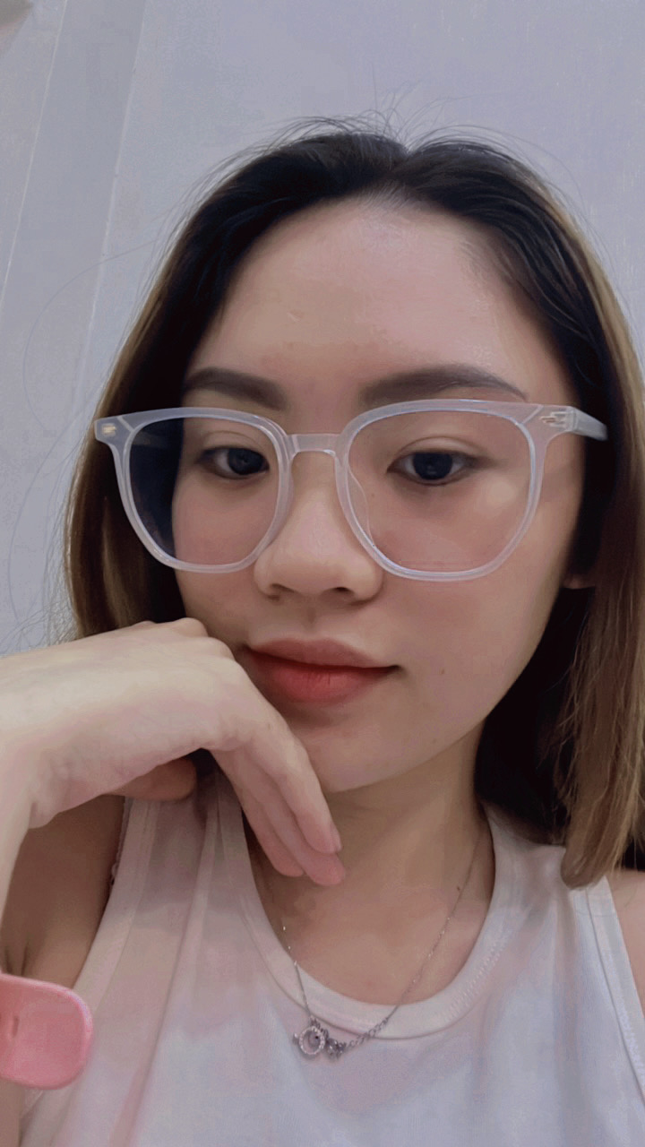 Phạm Hà Mi