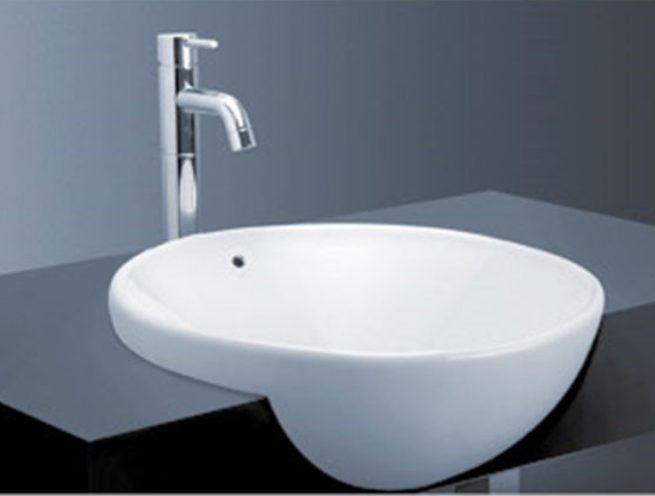 Chậu rửa lavabo bán âm bàn Toto LT533R