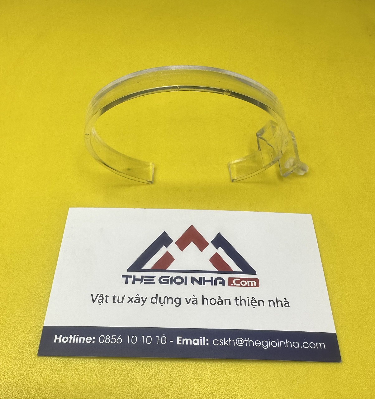 Đế trưng bày đồng hồ đeo tay, chất liệu nhựa mica suốt