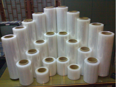 Màng PE quấn tay khổ 30cm, trọng lượng 2.4kg, lõi 200g