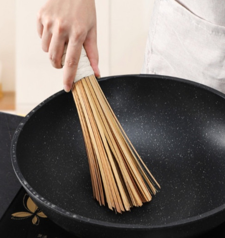 Chổi chùi chảo bằng tre 30cm
