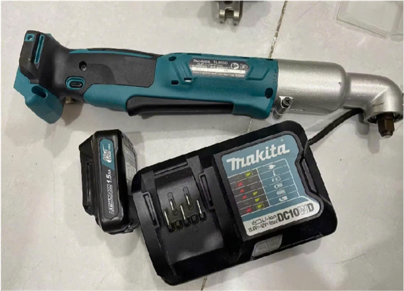 Máy siết bu lông góc dùng pin Makita TL065DZ