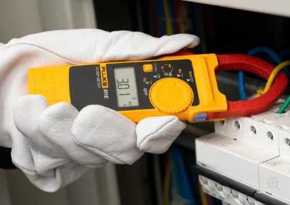 Ampe kìm AC/DC Fluke 301 E