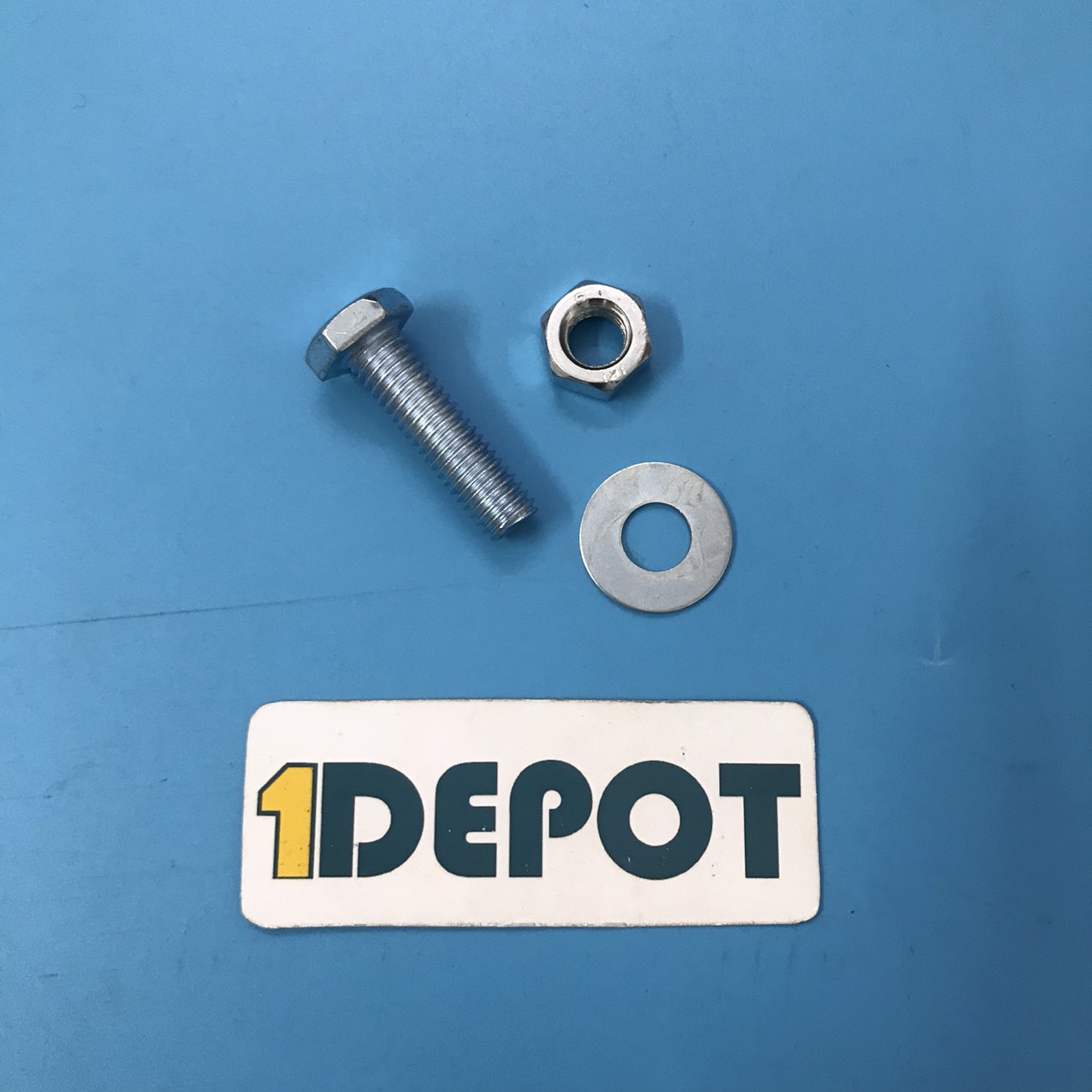 Bộ bulong + con tán + long đền chất liệu xi M8x30mm