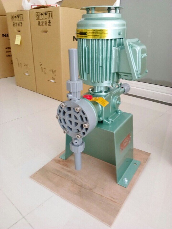 Bơm định lượng NIKISO adony AHA32-PST-FN (4.6L- 5.6L)