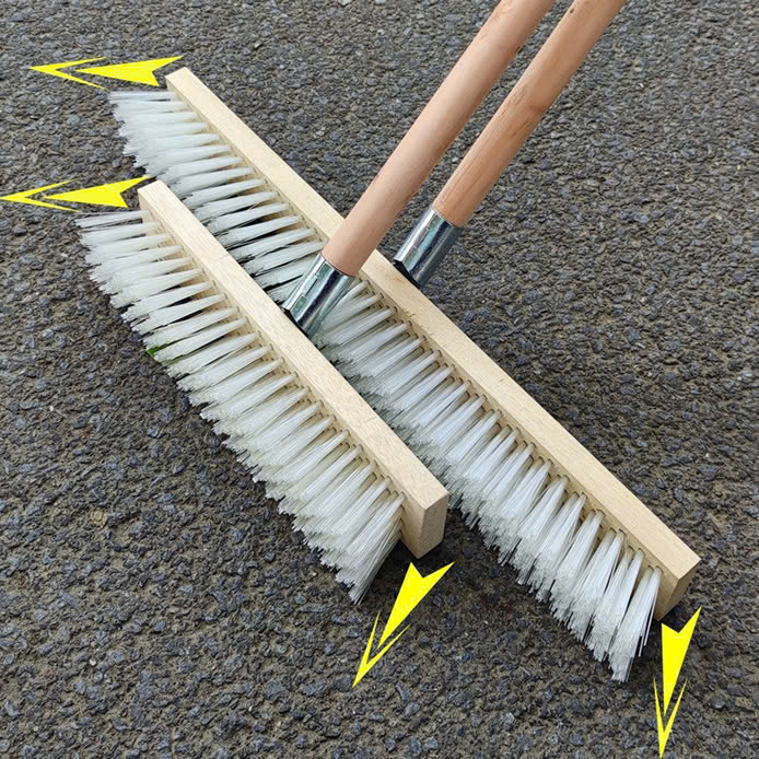 Chổi cầm tay loại 50cm chất liệu sợi cước, sợi dày 0.35MM sợi dài 4,5cm - cán gỗ dài 120cm