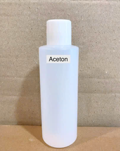 Nước rửa móng chai 1lít