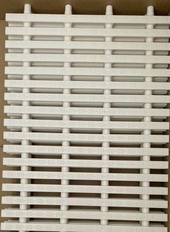 Thanh thoát tràn bể bơi 30cm chất liệu nhựa ABS - 4 chấu